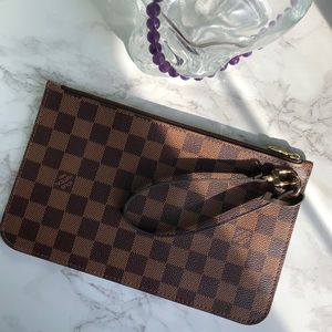 AUTHENTIC Louis Vuitton Neverfull MM pouch ONLY!